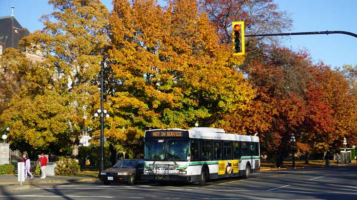 BC Transit New Flyer D40LF 9887